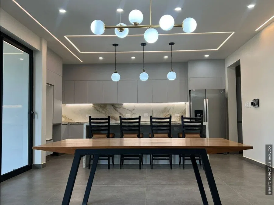 SE VENDE-SE ALQUILA CASA NUEVA EN LA GUACIMA