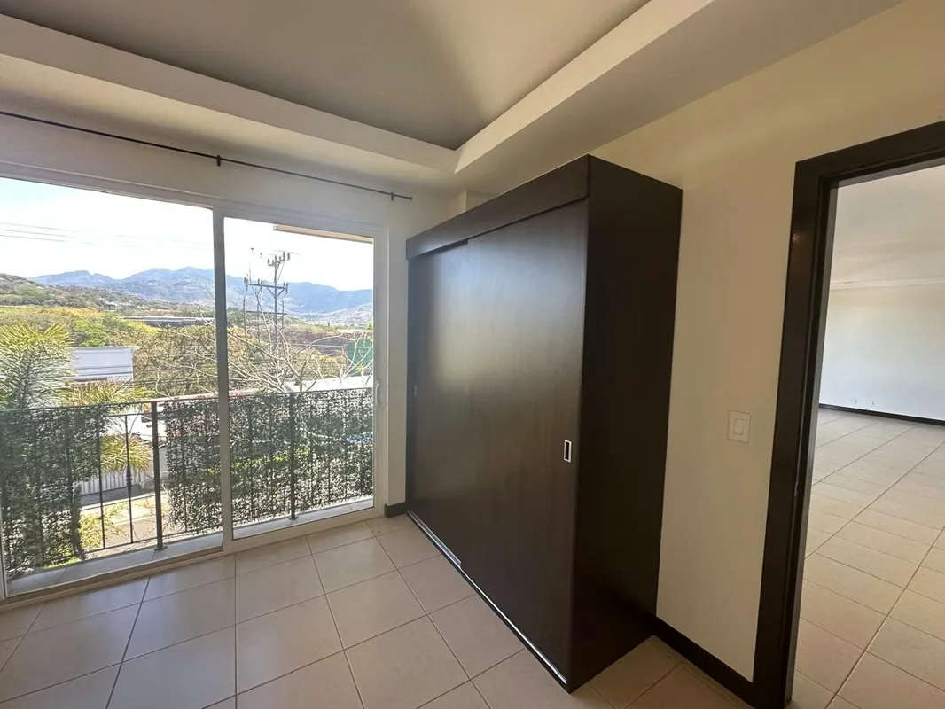 Alquiler de amplio apartamento en Condominio San Vicente Belen cerca Lindora, photo 6
