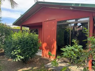 PROPIEDAD COMERCIAL EN RIO ORO DE SANTA ANA 1.090m2
