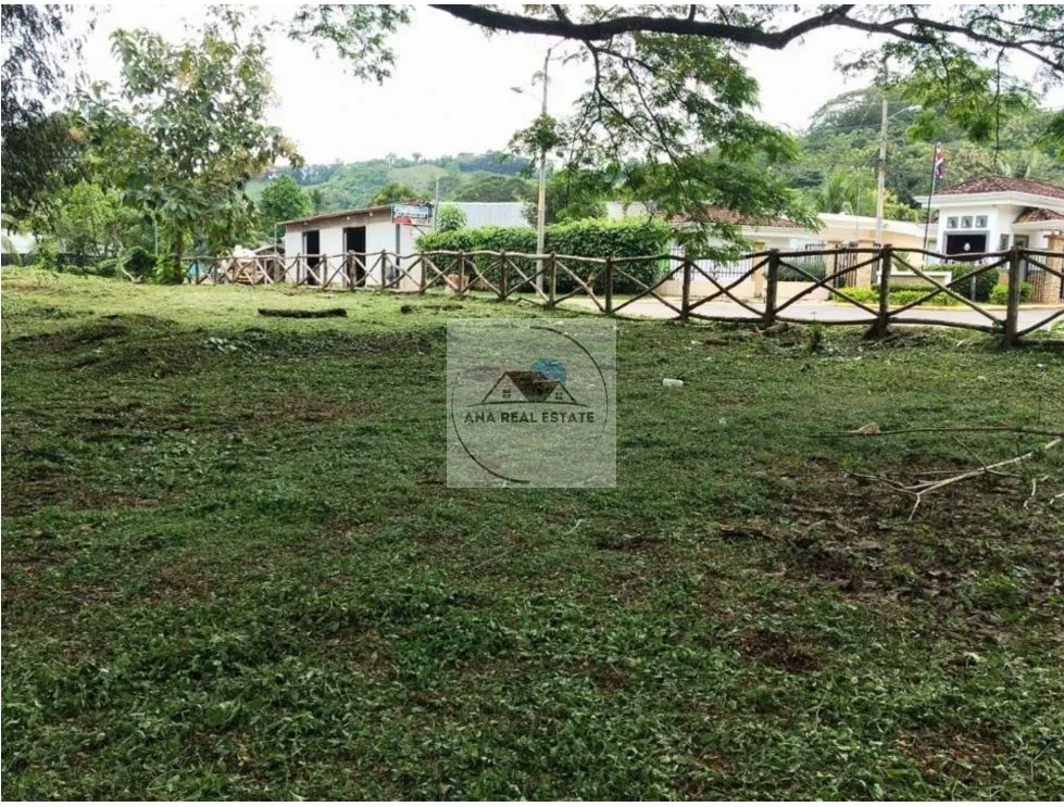 terreno in Jacó
