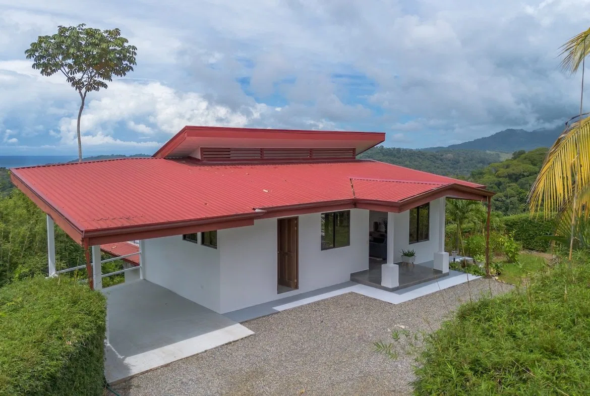 PROPERTY WITH TWO BEDROOM AND PANORAMIC MOUNTAINS VIEWS CASA BLANCA, IN PLATANILLO – 0.99 ACRES, photo 2