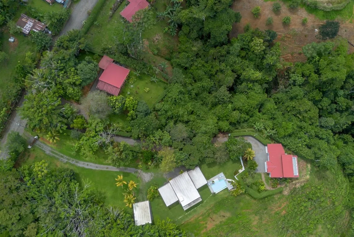 PROPERTY WITH TWO BEDROOM AND PANORAMIC MOUNTAINS VIEWS CASA BLANCA, IN PLATANILLO – 0.99 ACRES, photo 4