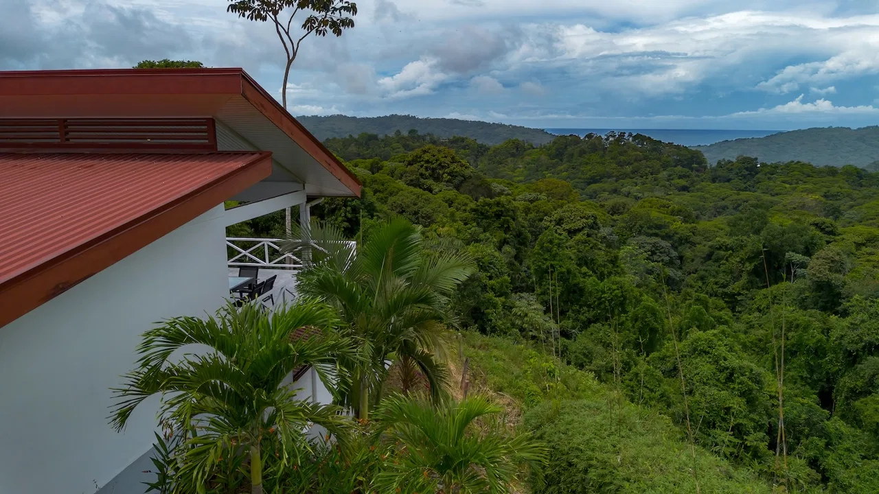PROPERTY WITH TWO BEDROOM AND PANORAMIC MOUNTAINS VIEWS CASA BLANCA, IN PLATANILLO – 0.99 ACRES, photo 9