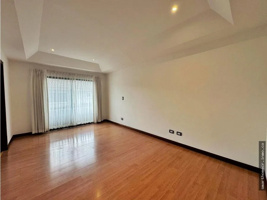 ALQUILER DE CASA EN VILLAS DE VALENCIA - SAN RAFAEL, ESCAZÚ