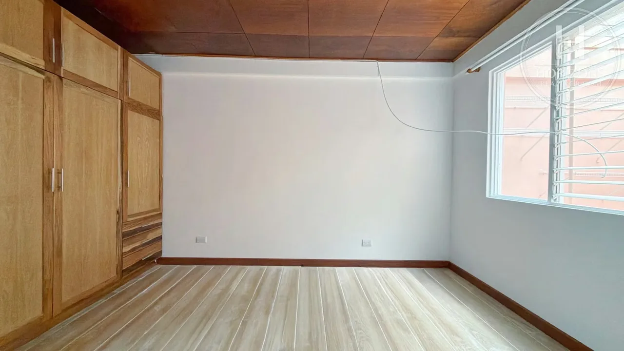 Rental price: 525,000 per month + Guarantee deposit of 525,000 (not including services) First level apartment - 2 rooms + office / studio - 2 full bathrooms - 1 covered parking with ..., photo 7