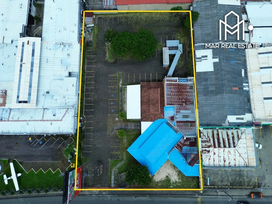 Esta propiedad comercial e industrial, estratégicamente ubicada en La Uruca, San José, frente a la paralela de la Autopista General Cañas, representa una oportunidad excepcional para ..., photo 4