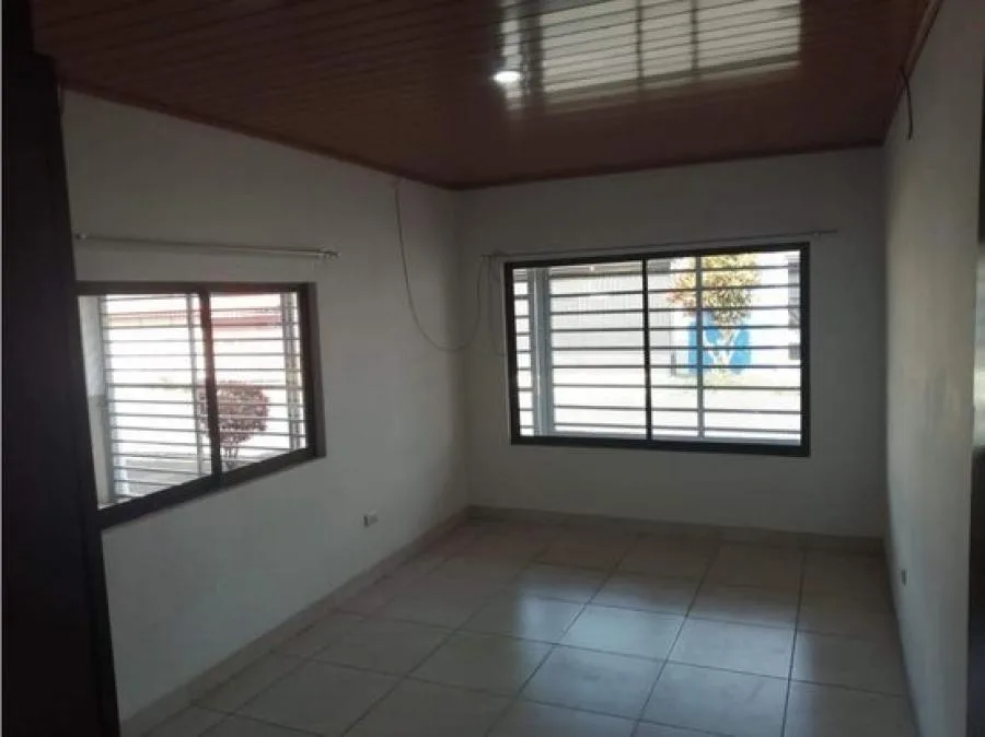 VENTA DE DOS CASAS, SAN JOSE, TIBAS, SAN JUAN - Venta en Tibás, photo 7