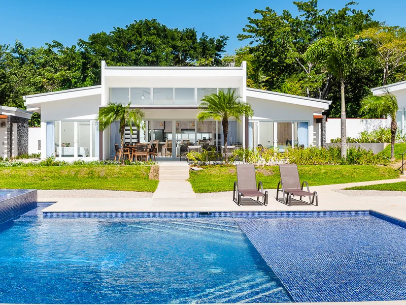 3 Bed Condo For Sale in Avellanas, photo 2
