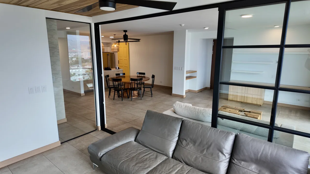 Luxury Apartment in Rohrmoser, Sabana Oeste- 19th Floor