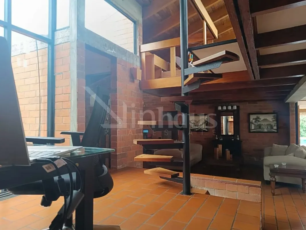 Se alquila residencia independiente ubicada en San Antonio de Escazú, concebida bajo un lenguaje arquitectónico que integra ladrillo, concreto, madera y naturaleza en un entorno de ..., photo 15