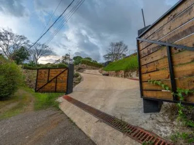 Investment Land for Sale in Ojochal Costa Rica | Flat Lot 10 – 0.23 Acres (940 m²) | Phase 5, photo 3