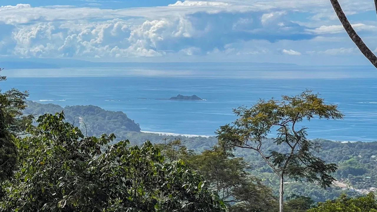 OCEAN VIEW LOT IN 1.2 ACRES  CLOSE TO UVITA, photo 3