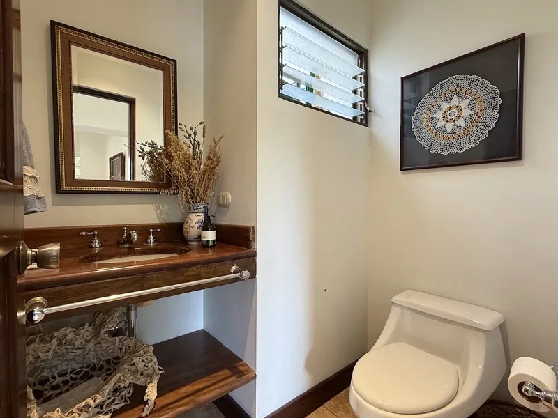 3 Bed Single Family Homes For Sale in Santa Ana, photo 11