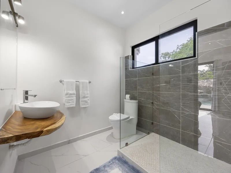 4 Bed Single Family Homes For Sale in Playa Potrero, photo 15