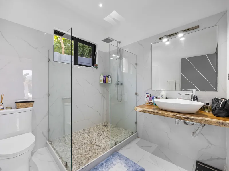4 Bed Single Family Homes For Sale in Playa Potrero, photo 8