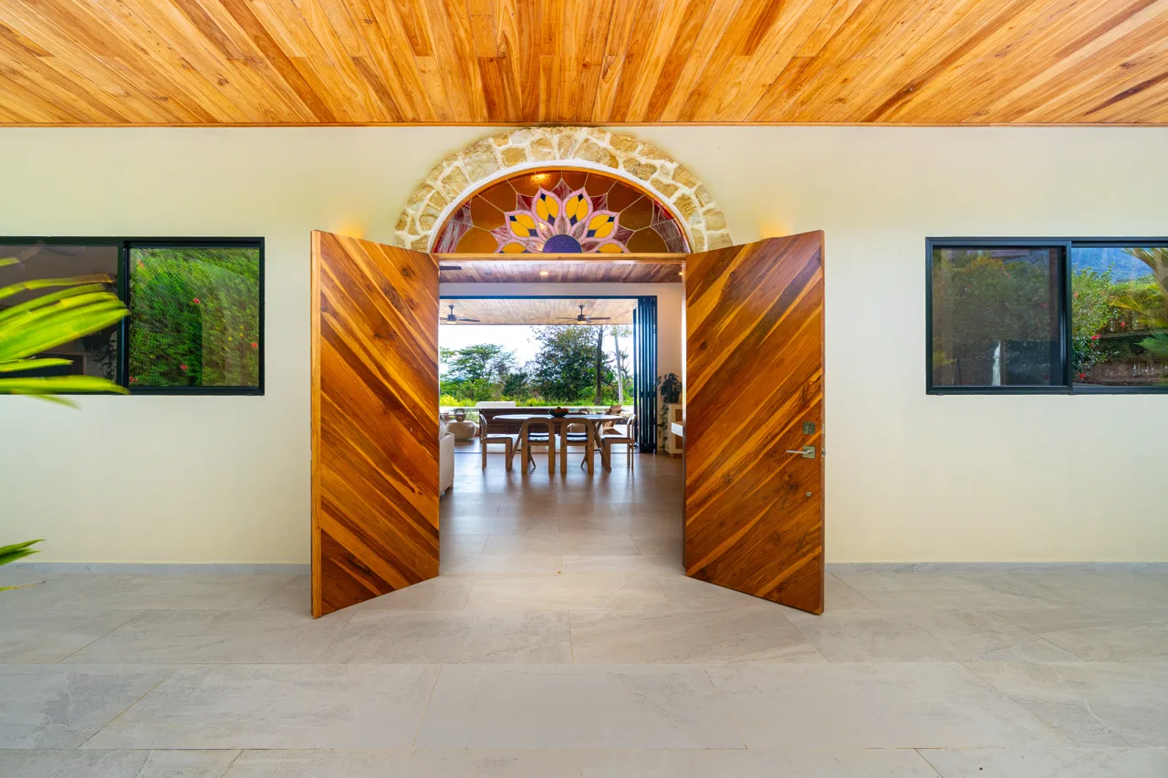 Modern Tropical Retreat / Ocean & MNT Views / Private Oasis, photo 7