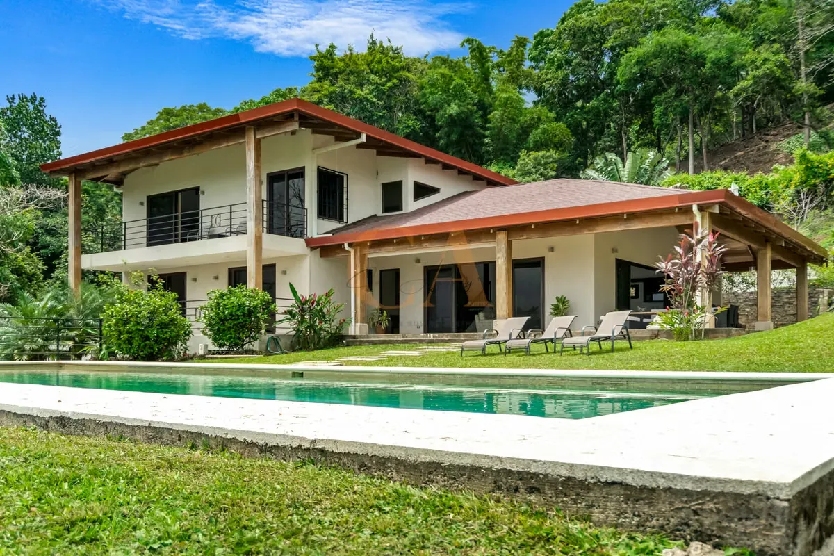 Just one kilometer from the charming village of San Pedro, perched atop a preserved hilltop, this ..., photo 3