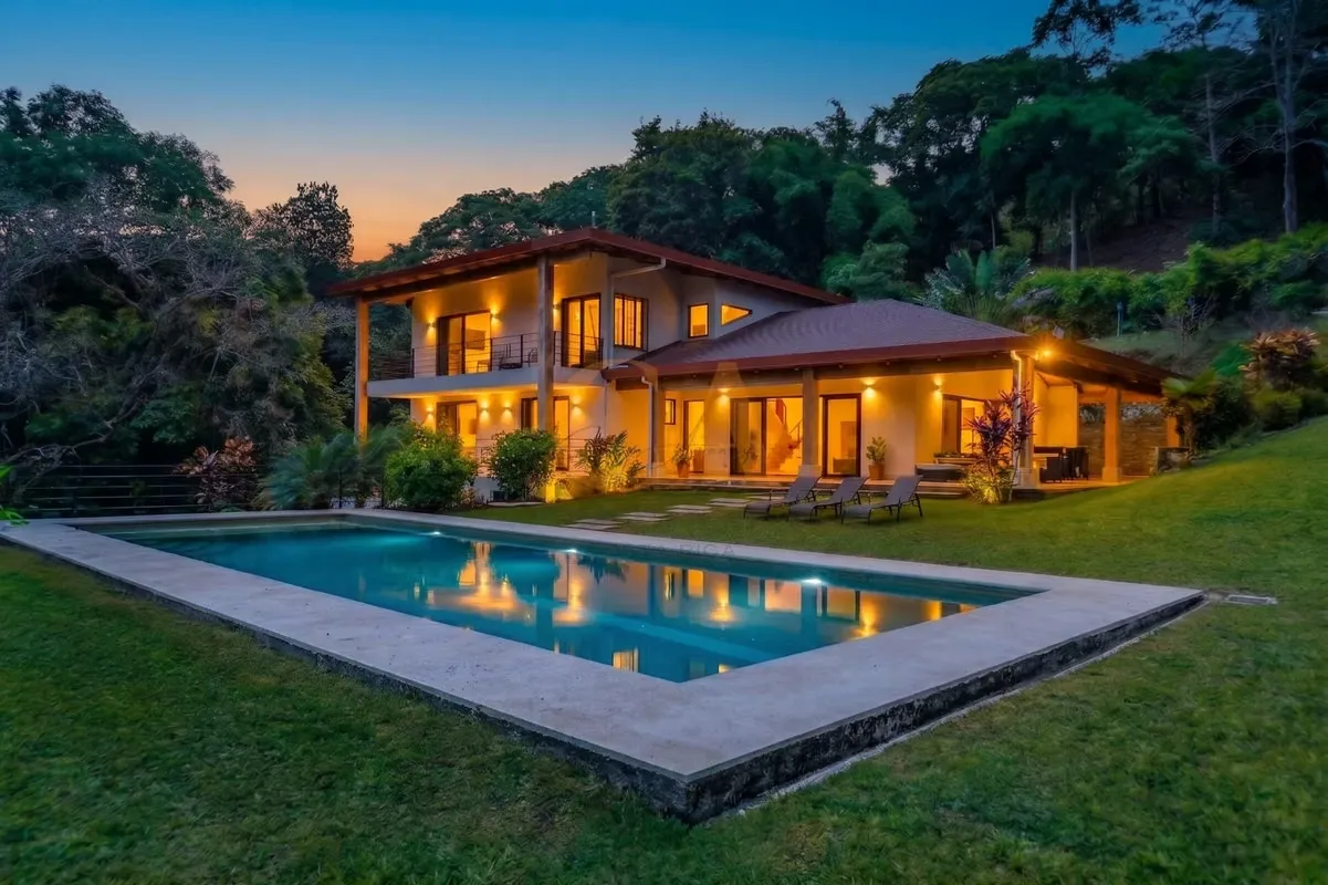 Just one kilometer from the charming village of San Pedro, perched atop a preserved hilltop, this ..., photo 5