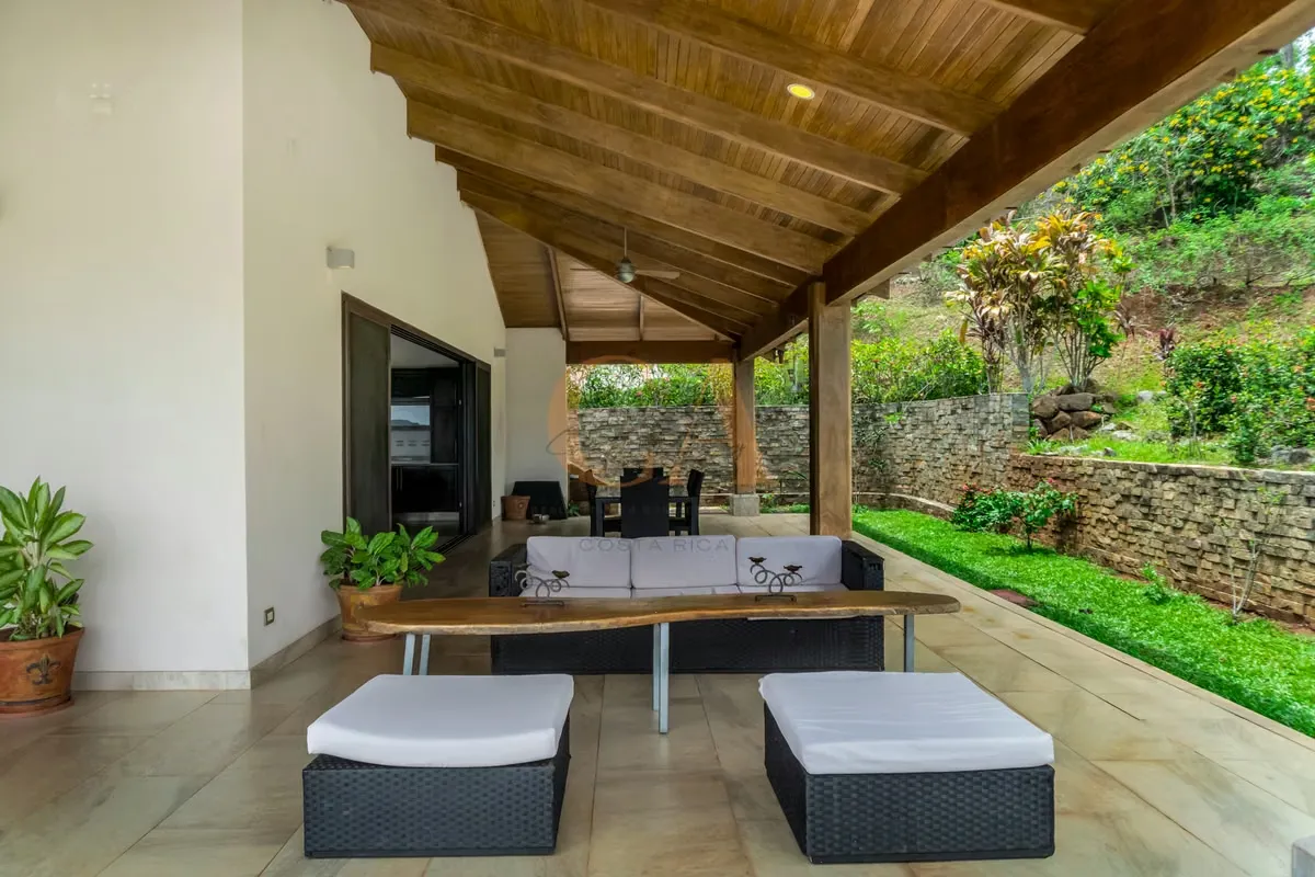 Just one kilometer from the charming village of San Pedro, perched atop a preserved hilltop, this ..., photo 6