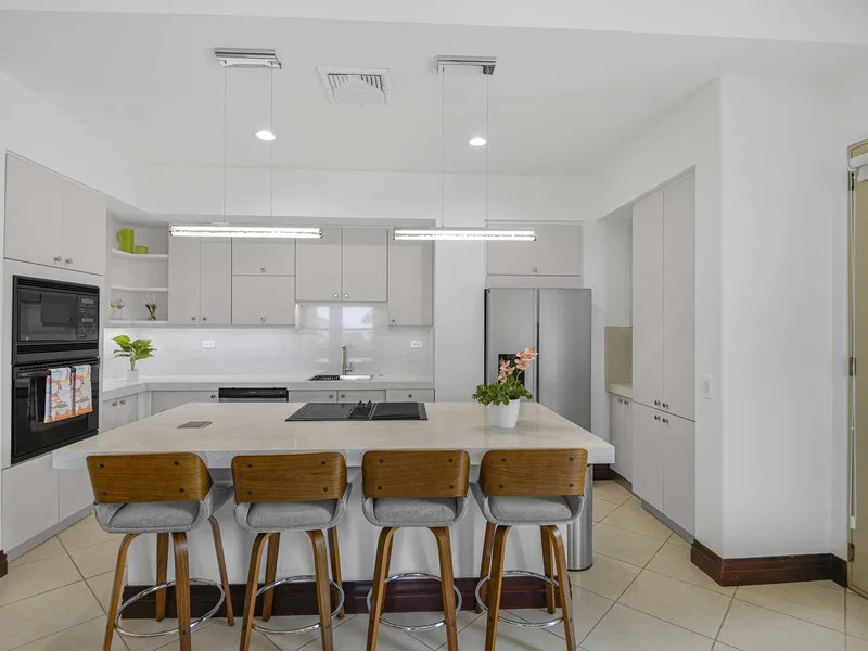 3 Bed Condo For Sale in Herradura, photo 4