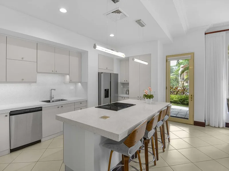 3 Bed Condo For Sale in Herradura, photo 7