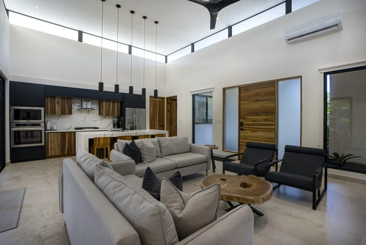 3 BEDROOM HOME + EXTRA LOT IN CENTRAL UVITA, photo 14