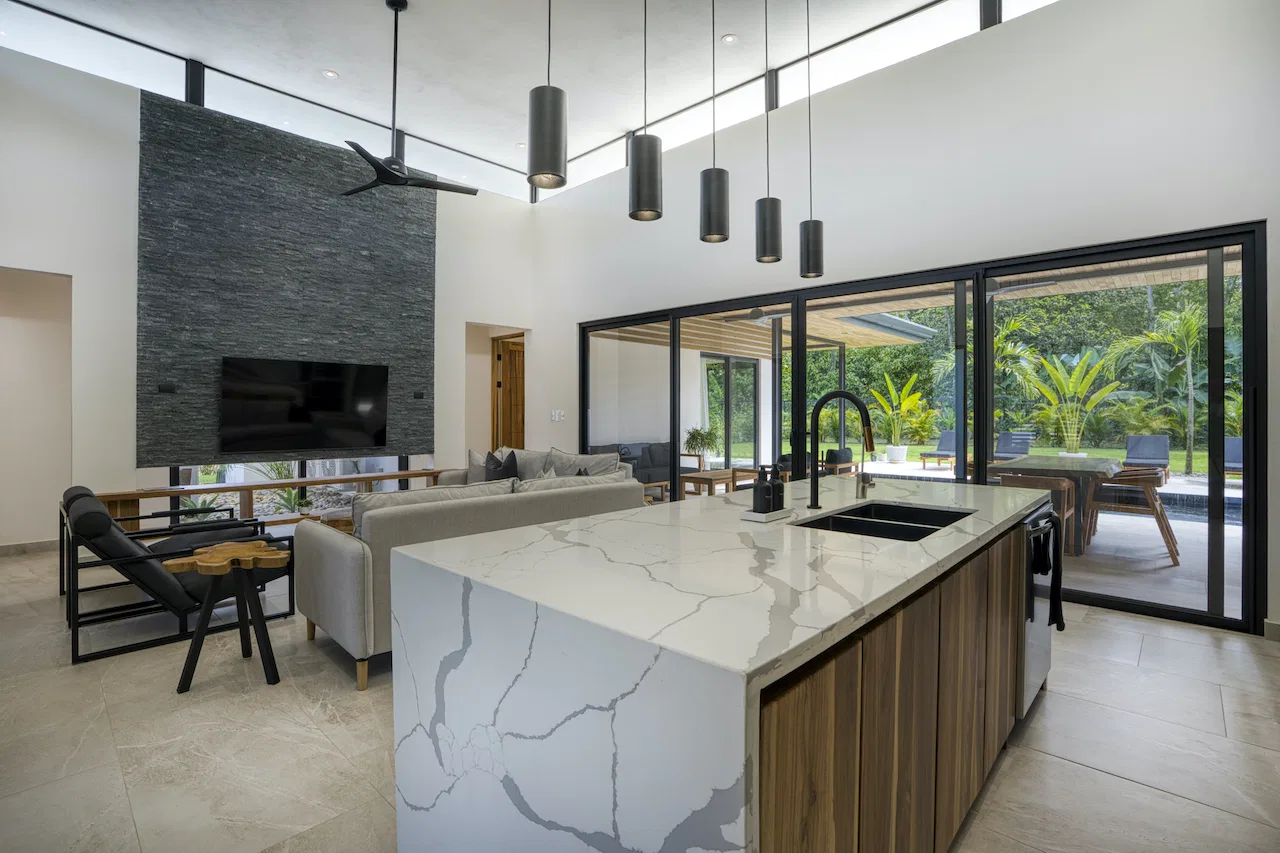 3 BEDROOM HOME + EXTRA LOT IN CENTRAL UVITA, photo 19