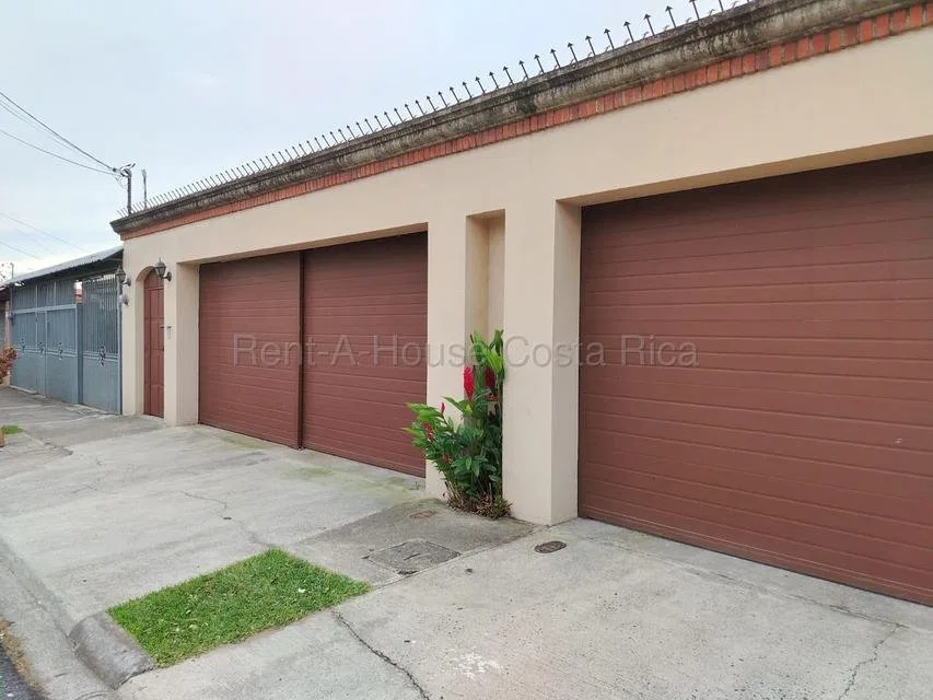 Se alquila casa en La Ribera Belén 27-379 - Alquiler / Renta en Belén