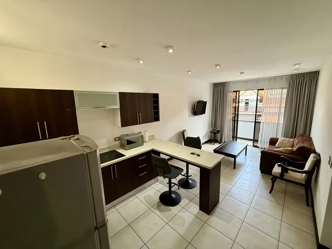 FURNISHED apartment (NO PARKING) in Barrio Don Bosco, near Paseo Colón.