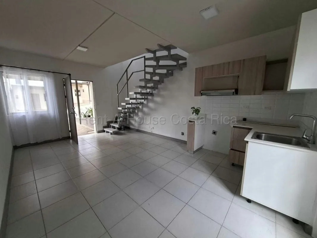 ¡Encontrá tu próximo hogar en Condominio Nova! Esta casa de dos plantas, construida en 2025, cuenta con 73 m², distribuidos en 2 habitaciones, 1 baño completo, patio privado y ..., photo 6