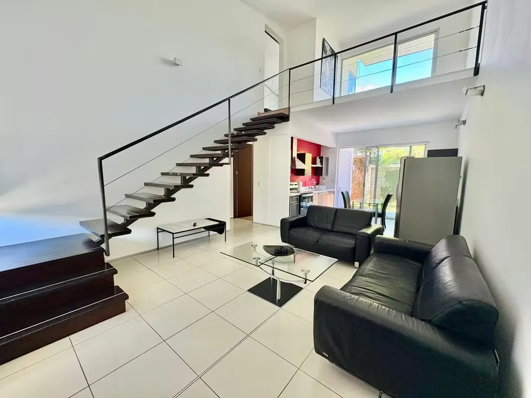 Beautiful fully furnished two-level townhouse for rent in a low-density condominium in Pozos de Santa Ana.