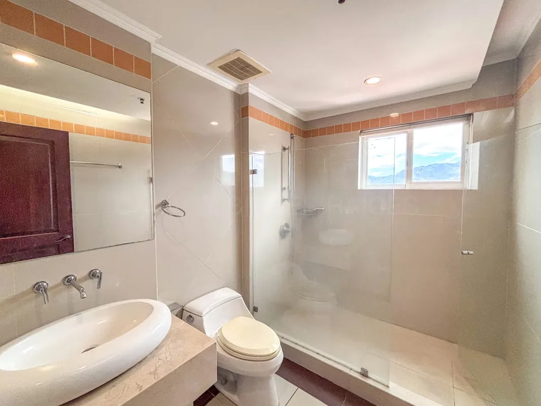 APARTMENT WITH LUXURY FINISHES FOR RENT LOCATION LA SABANA IN CONDOMINIUM, photo 11