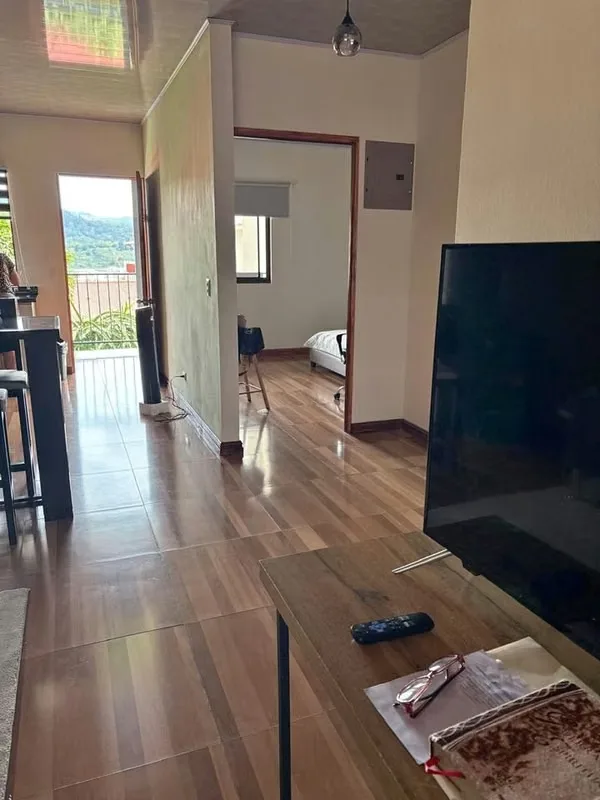 998877 / Apartamento en alquiler / Tres Ríos / 2 habitaciones / Balcones / Linda vista, photo 3