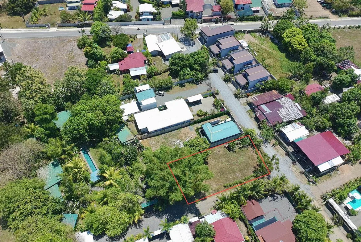 MAGICAL CORNER LOT IN UVITA w/ 8-MINUTE WALK TO NATIONAL PARK BEACH, photo 24