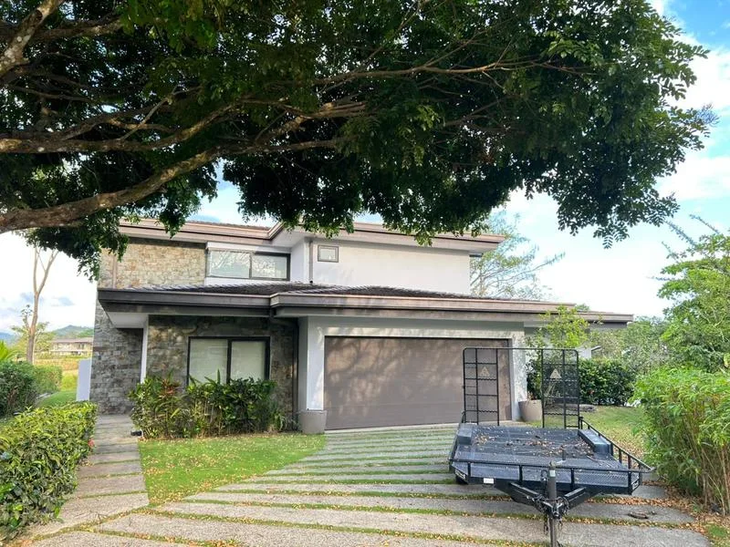 5 Bed Single Family Homes For Sale in Playa Hermosa