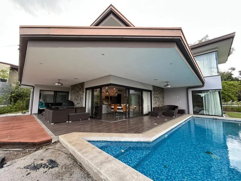 5 Bed Single Family Homes For Sale in Playa Hermosa, photo 2