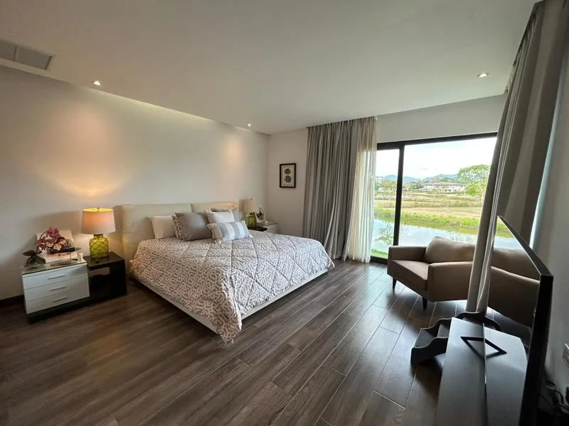 5 Bed Single Family Homes For Sale in Playa Hermosa, photo 6