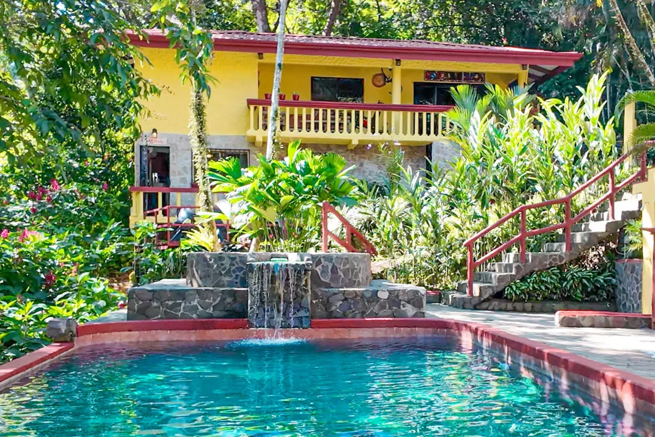 CASA MARIPOSA CONDOMINIUM IN THE HEART OF MANUEL ANTONIO