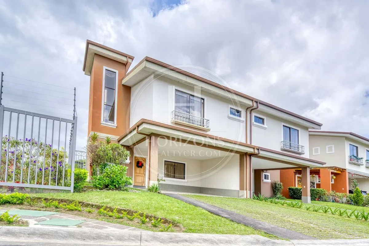 Disponibilidad inmediata – Año de construcción: 2014 – Cuota de condominio: 140.000 ...