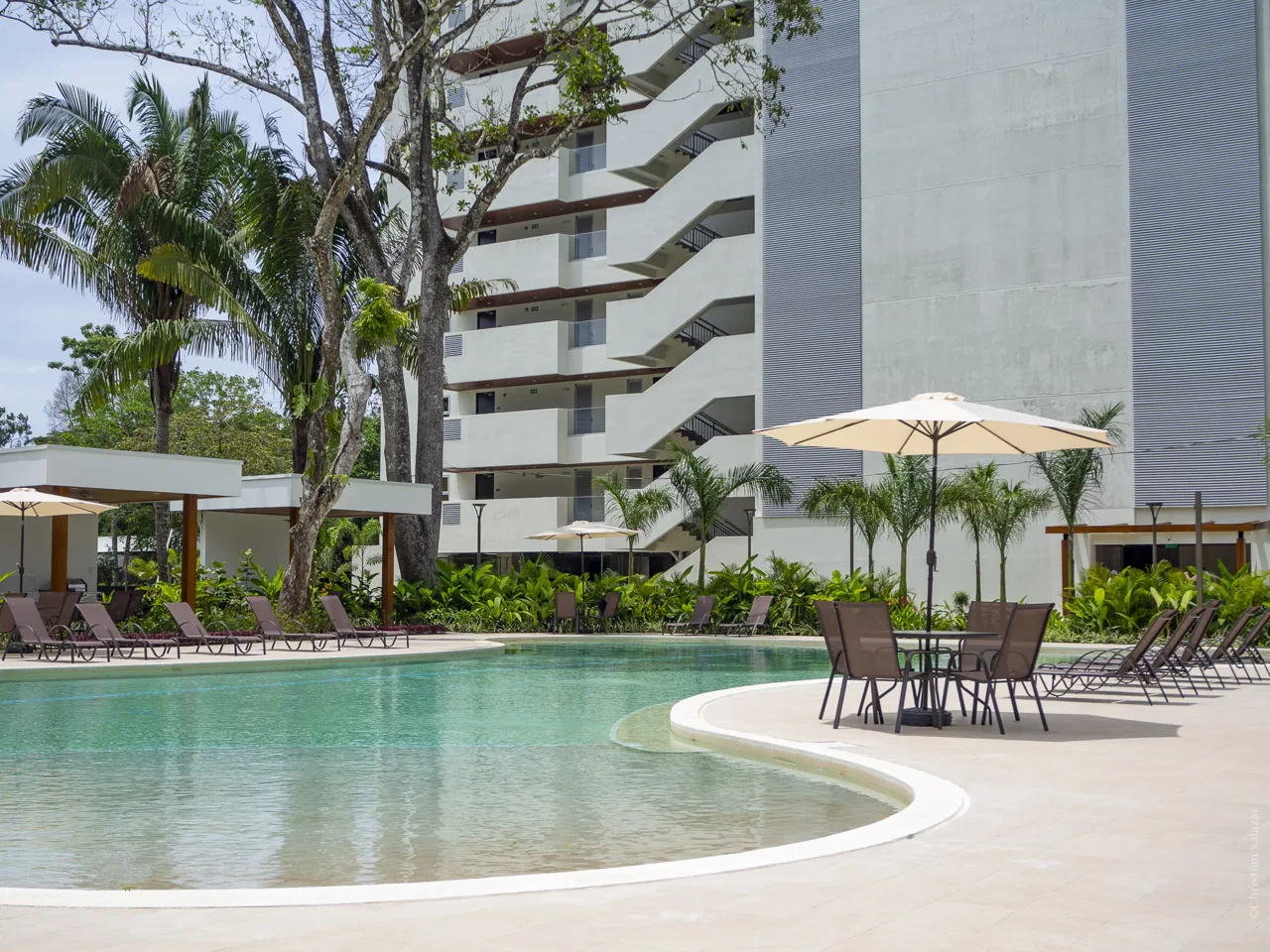 New Modern Beach Condos in Jaco Beach