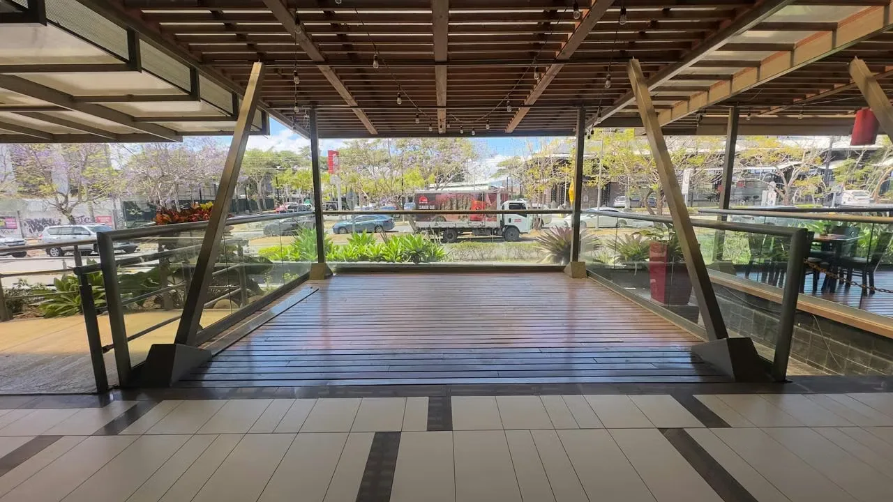 Ubicado en una de las zonas de mayor dinamismo y afluencia de San José, Plaza Antares se consolida como un punto estratégico para conceptos gastronómicos que buscan alta visibilidad ...