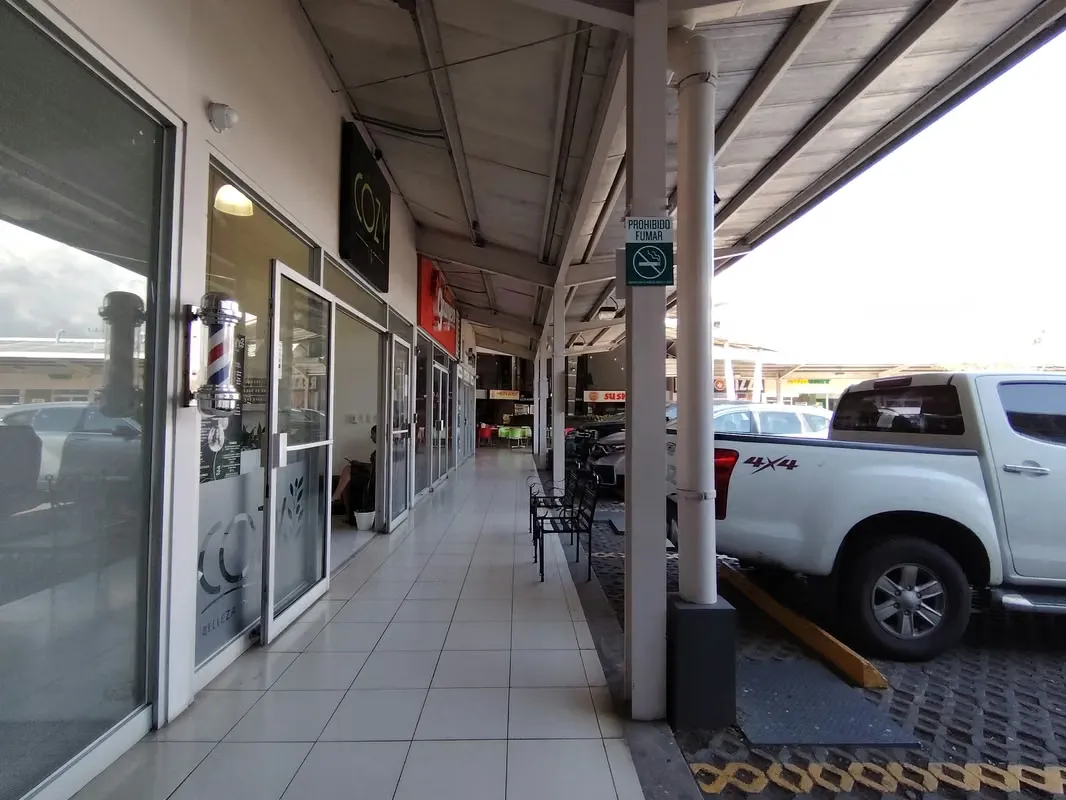 Se alquila excelente local comercial en una de las zonas con mayor movimiento de Lagunilla Heredia ., photo 9