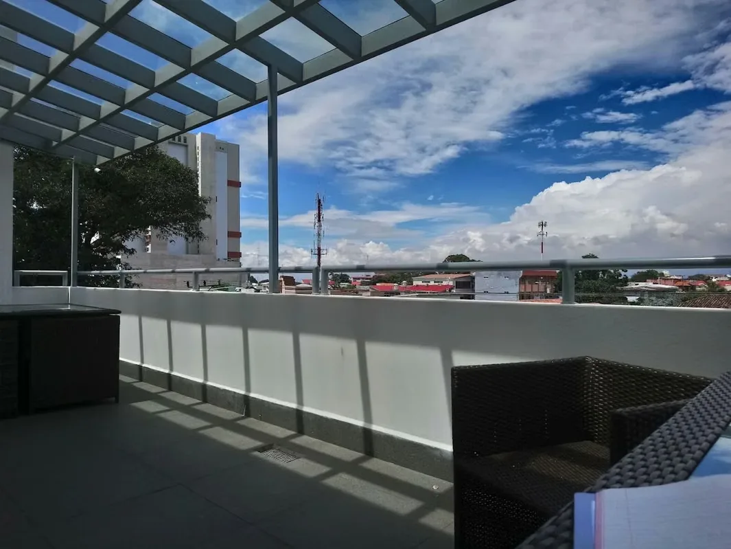 ¡Oportunidad de Inversión y Estilo de Vida! Apartamento NUEVO Esquinero Amoblado en Los Yoses | Vistas de 180° & Máximo Silencio, photo 16