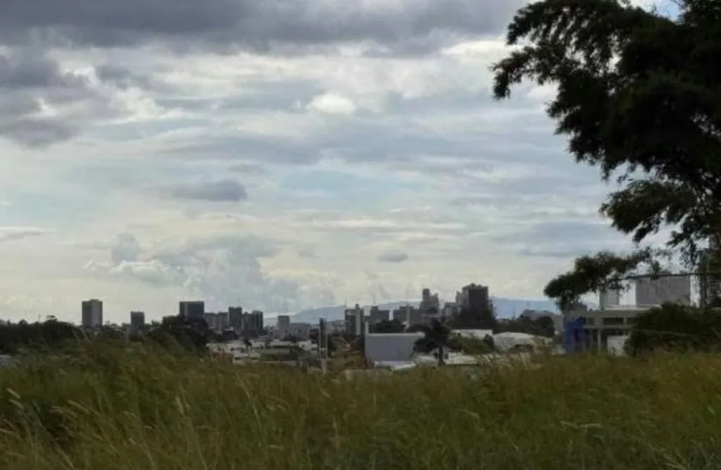 Large lot for sale in San Pedro ready for development