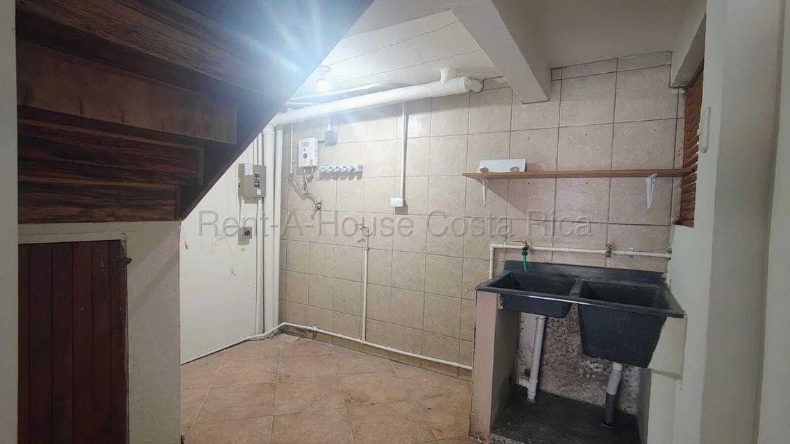 Alquiler de Apartamento en Montes de Oca-San Pedro. RAH 27-130 - Alquiler / Renta en Montes de Oca