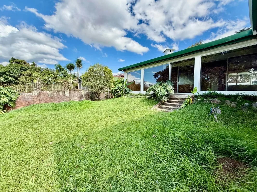 Se Alquila casa con amplio jardín por el Cristo de Sabanilla, photo 14