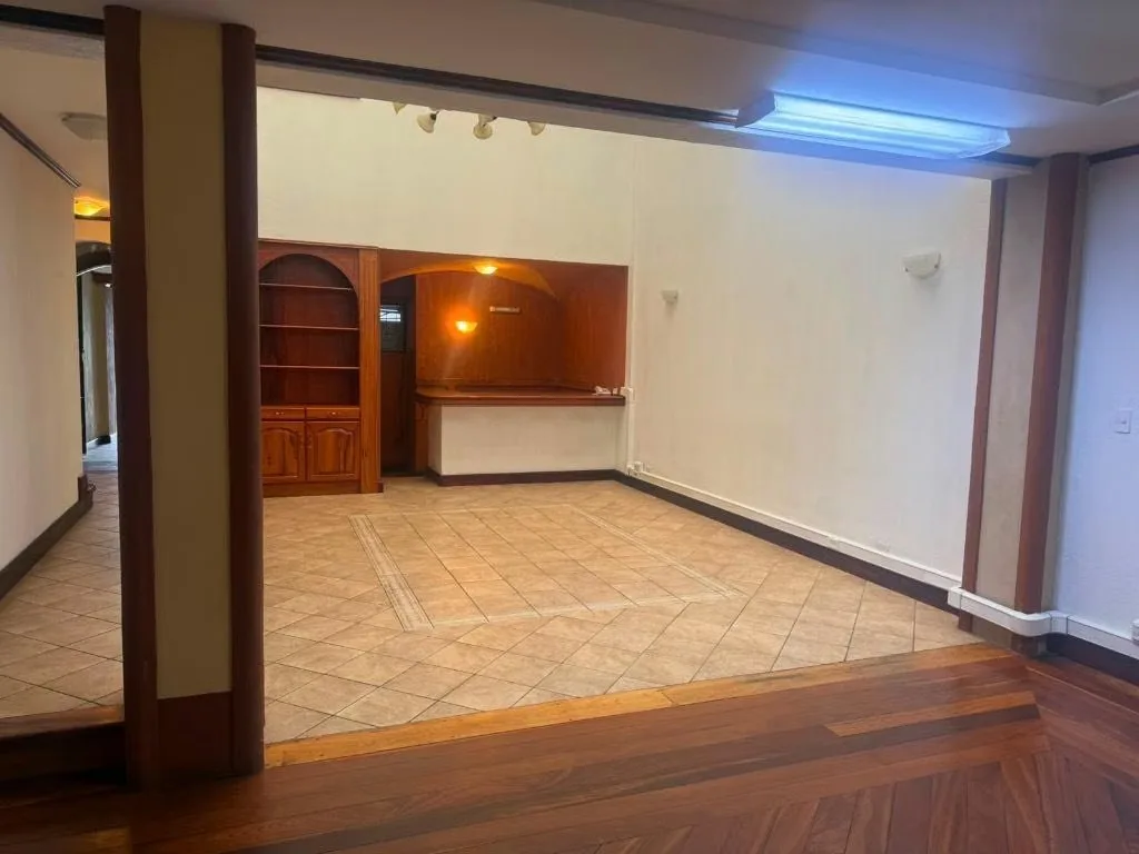 Casa disponible para alquiler en Nunciatura, Rohrmoser, photo 2