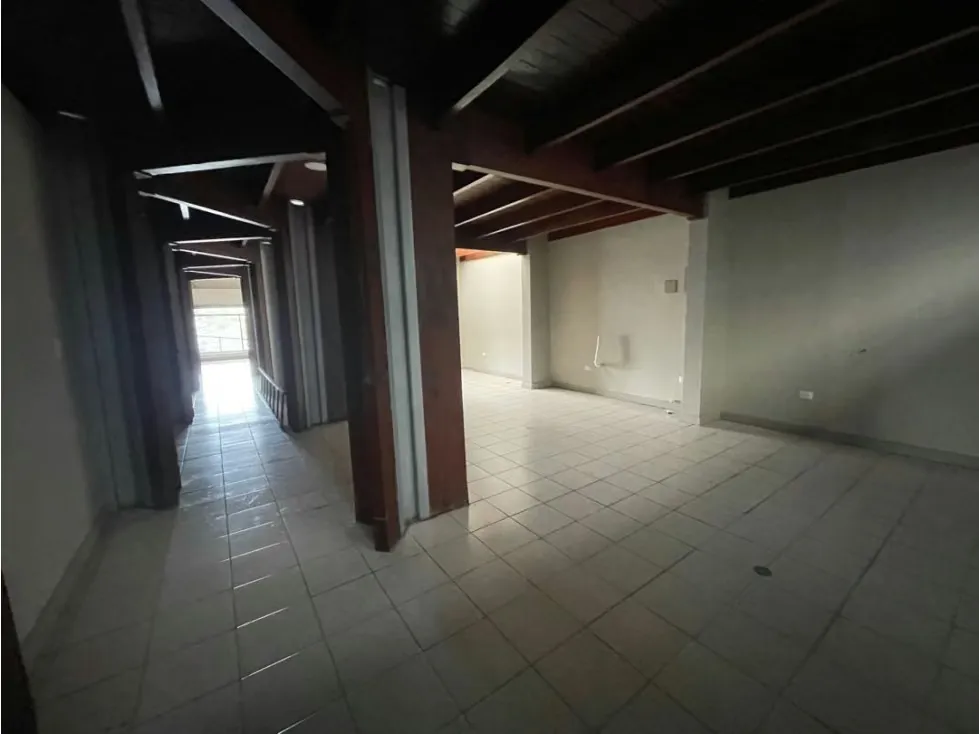 Se vende local comercial en San Pedro, excelente exposicion, de una sola planta y prevista para hasta 3 pisos. Ideal Para Restaurant, Soda, tienda de ropa, ..., photo 11
