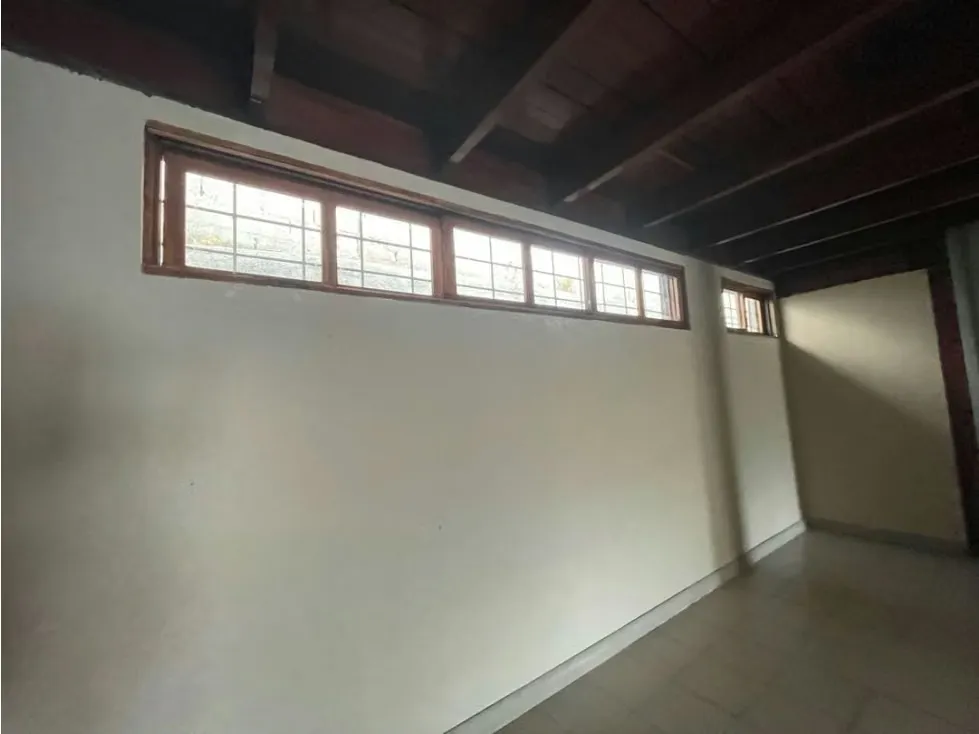 Se vende local comercial en San Pedro, excelente exposicion, de una sola planta y prevista para hasta 3 pisos. Ideal Para Restaurant, Soda, tienda de ropa, ..., photo 7