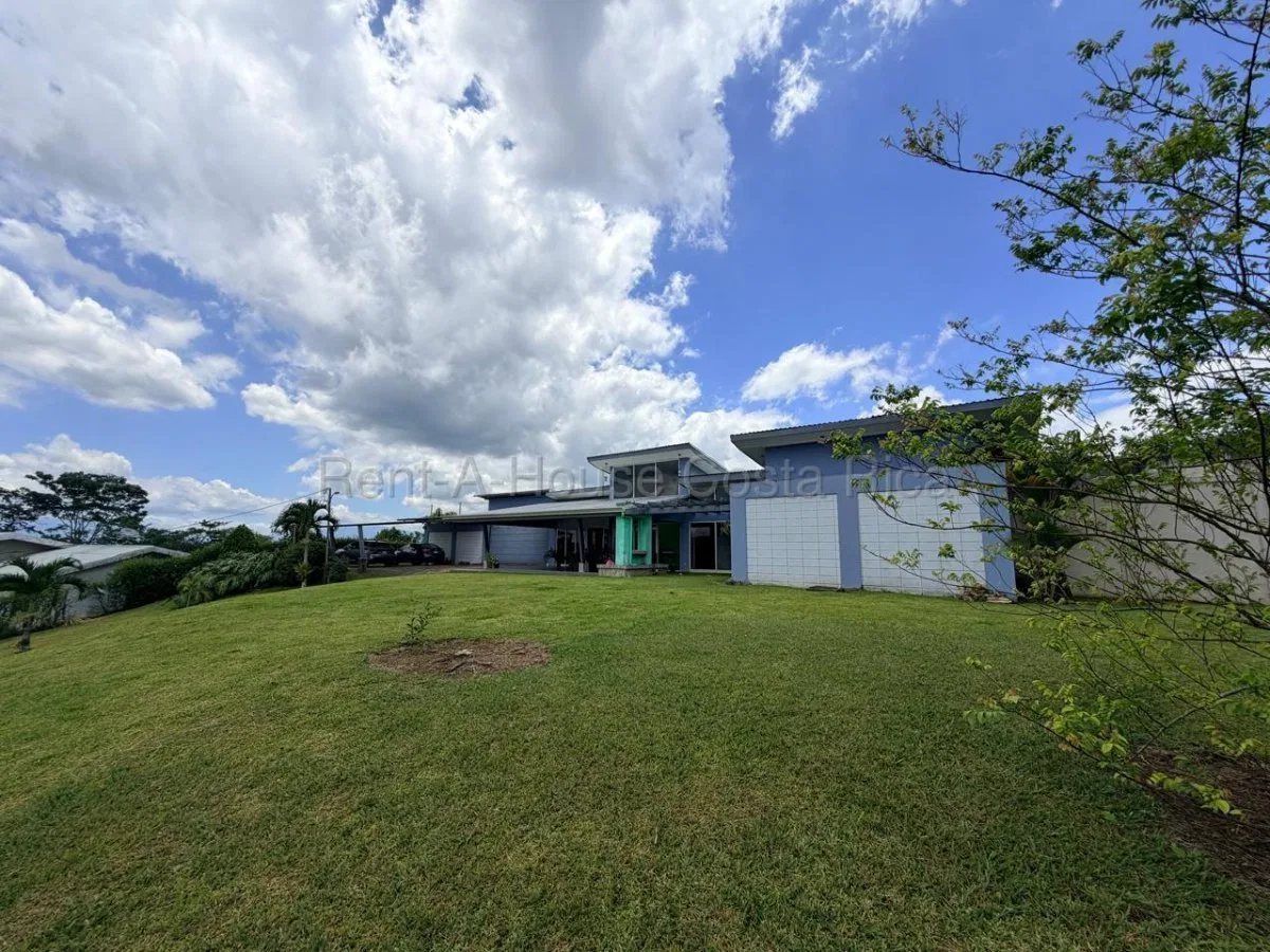 Venta de Casa en Puriscal con Amplios Jardines #26-1877 GS - Venta en Puriscal